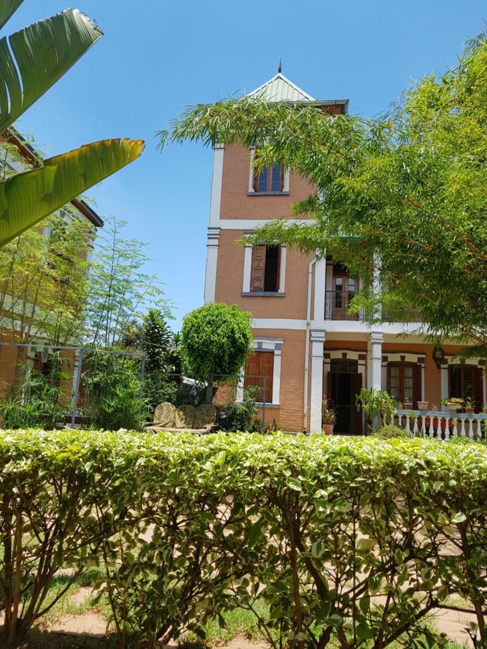 Meva Guesthouse Antananarivo Exterior photo
